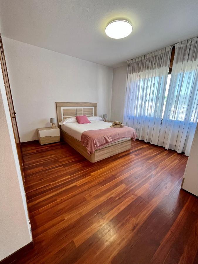 Burgo Atuaire Home Luminoso Duplex En Reyes Catolicos Parking Incluido מראה חיצוני תמונה
